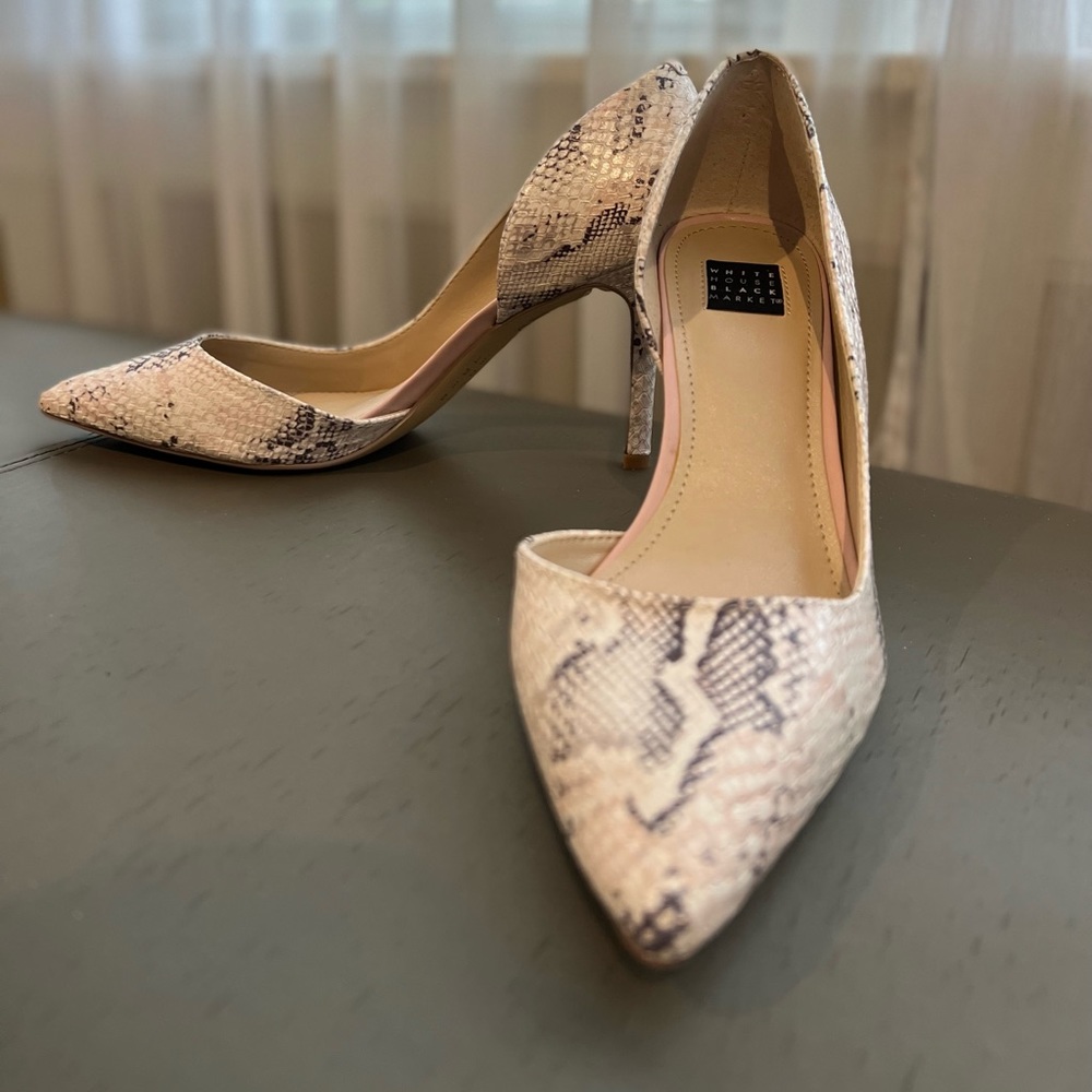 Brand new White House Black Market pointed stilettos
